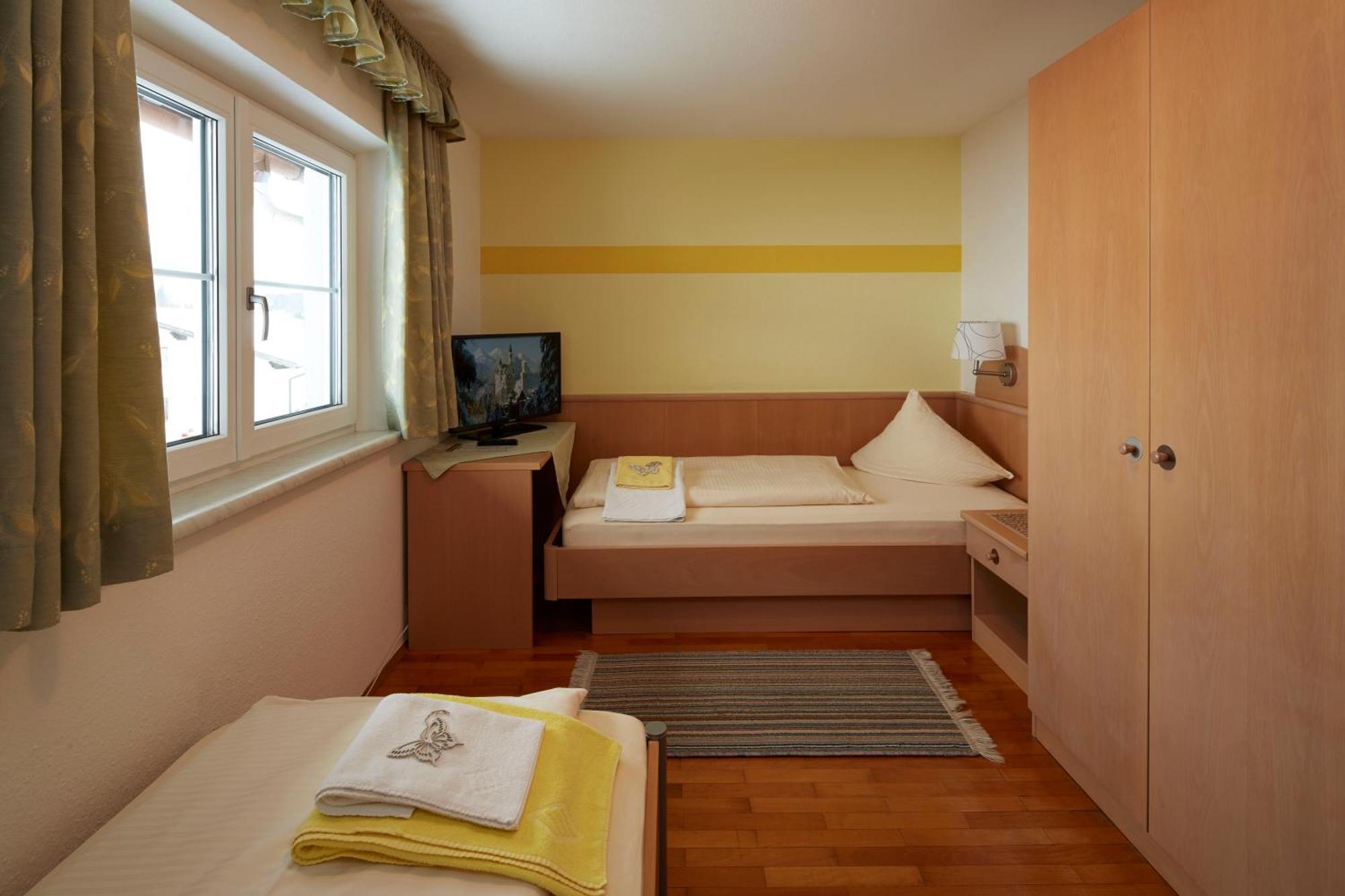 Alpenmotel Saeuling Пінсванг Номер фото